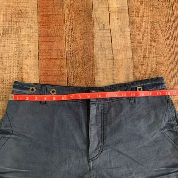 Free people women's size 12 herribone shorts with button accents - Picture 2 of 7